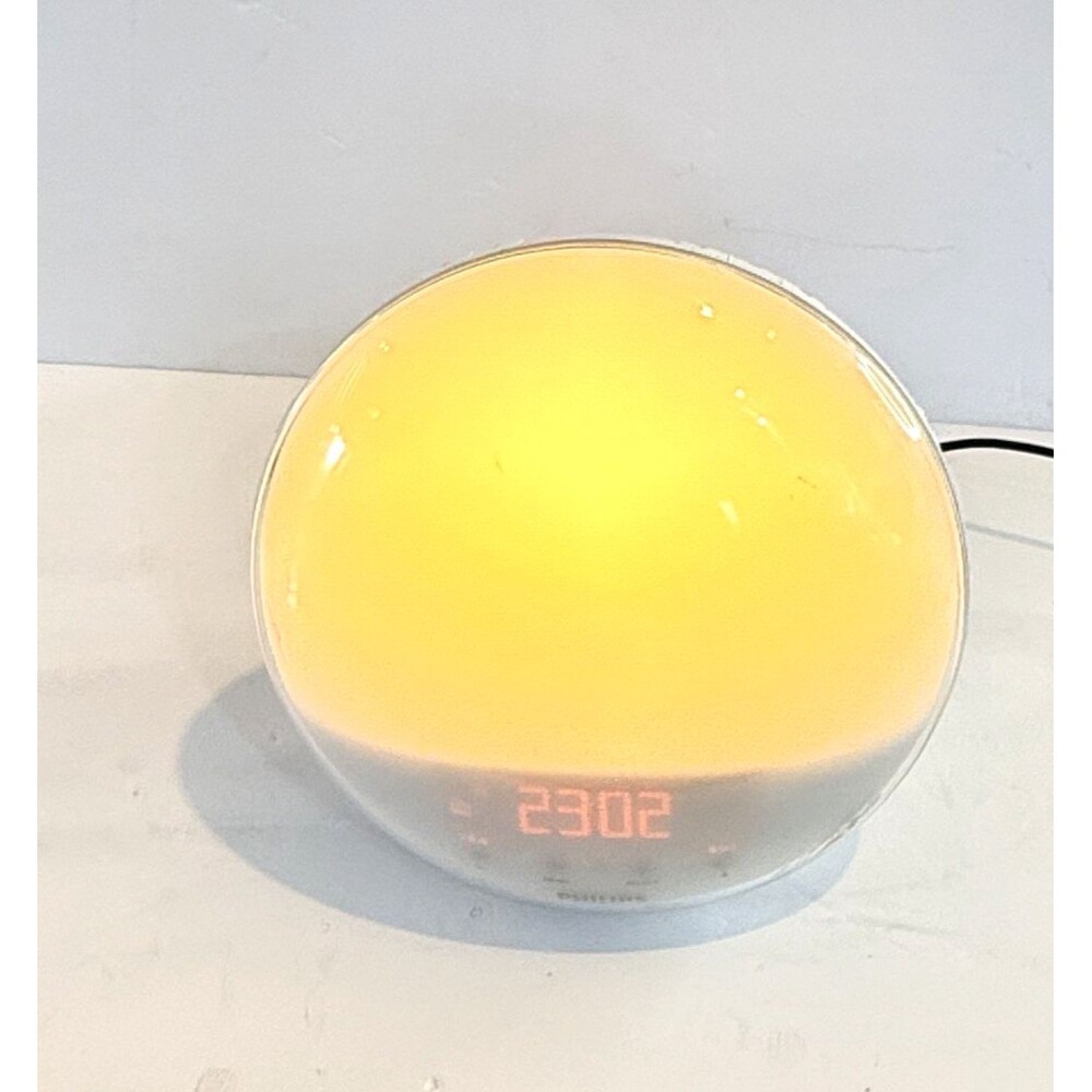 Philips SmartSleep Wake Up Light Clock Alarm Sunrise Sunset Simulation HF3520